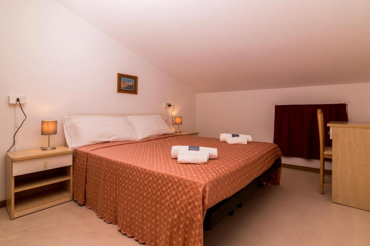Hotel Lydia チェルヴィア エクステリア 写真