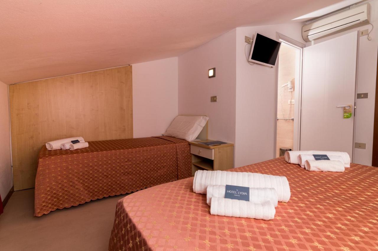 Hotel Lydia チェルヴィア エクステリア 写真