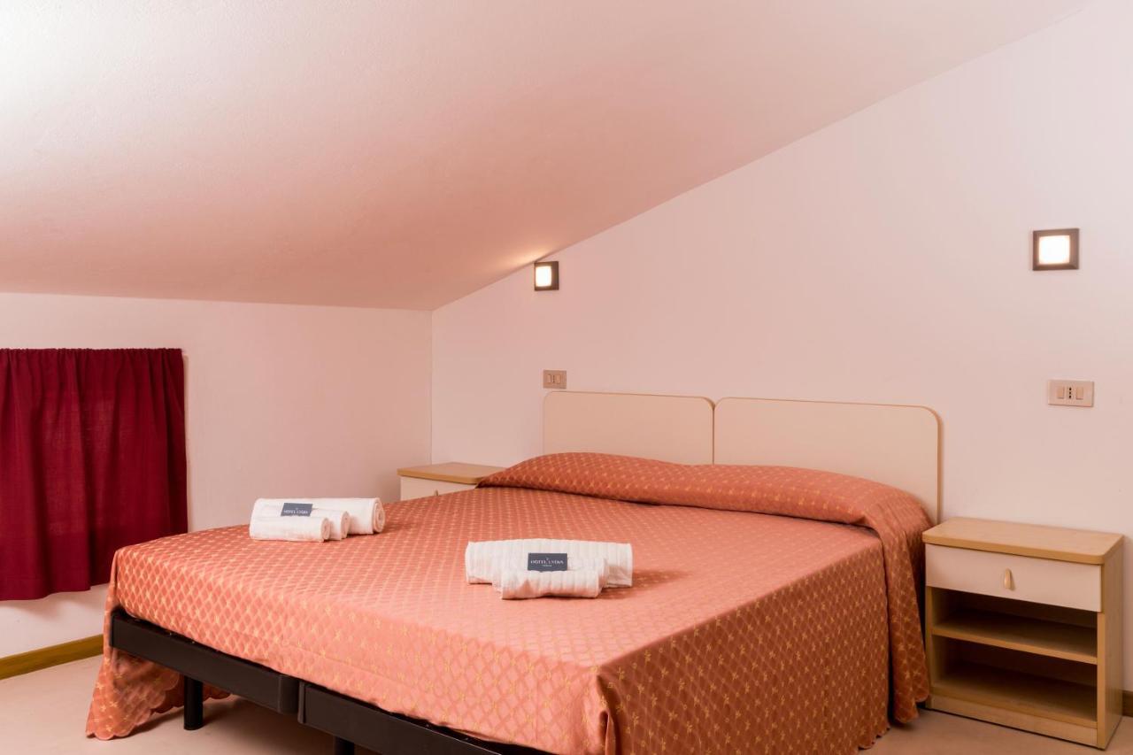 Hotel Lydia チェルヴィア エクステリア 写真