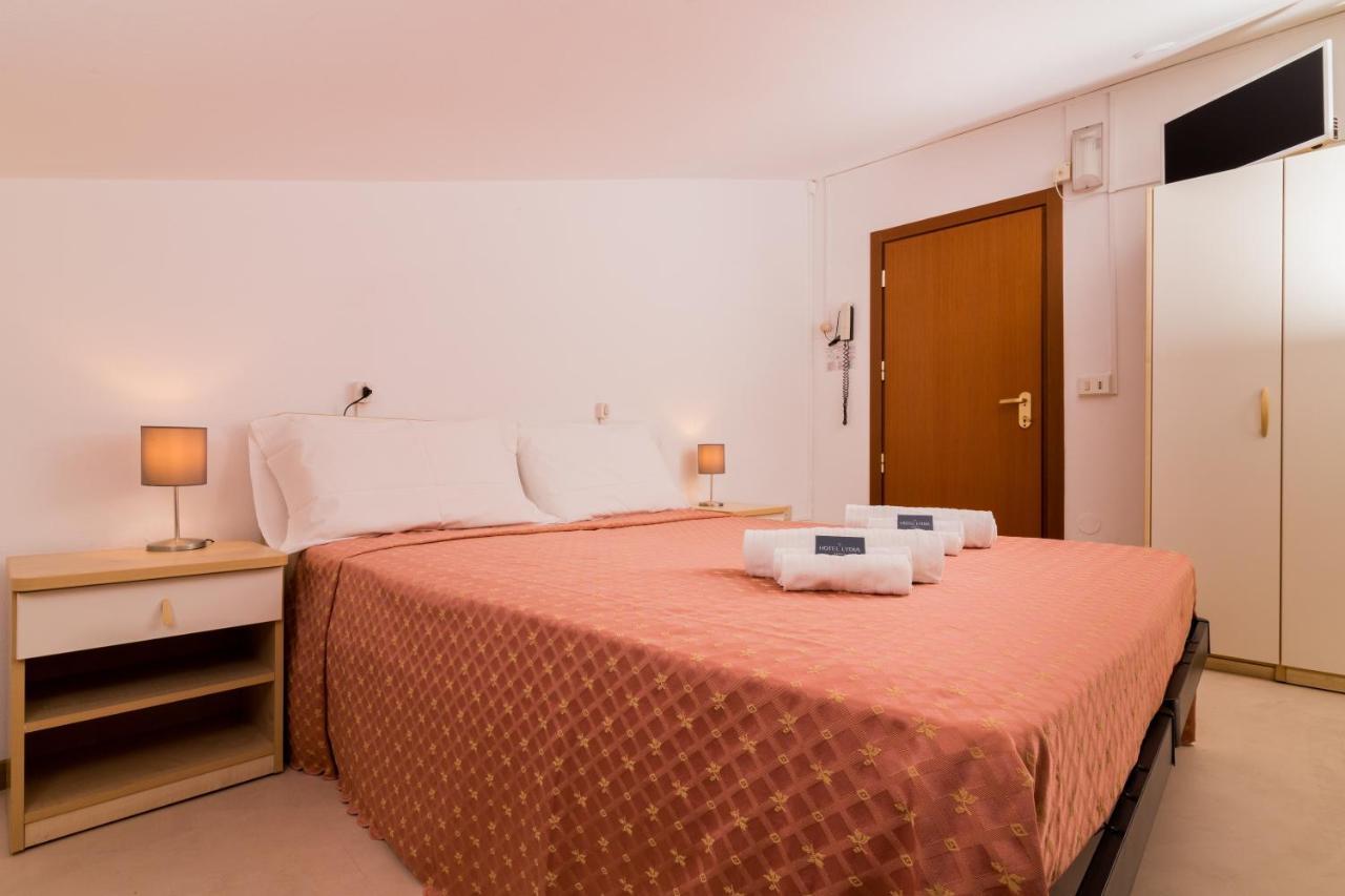 Hotel Lydia チェルヴィア エクステリア 写真
